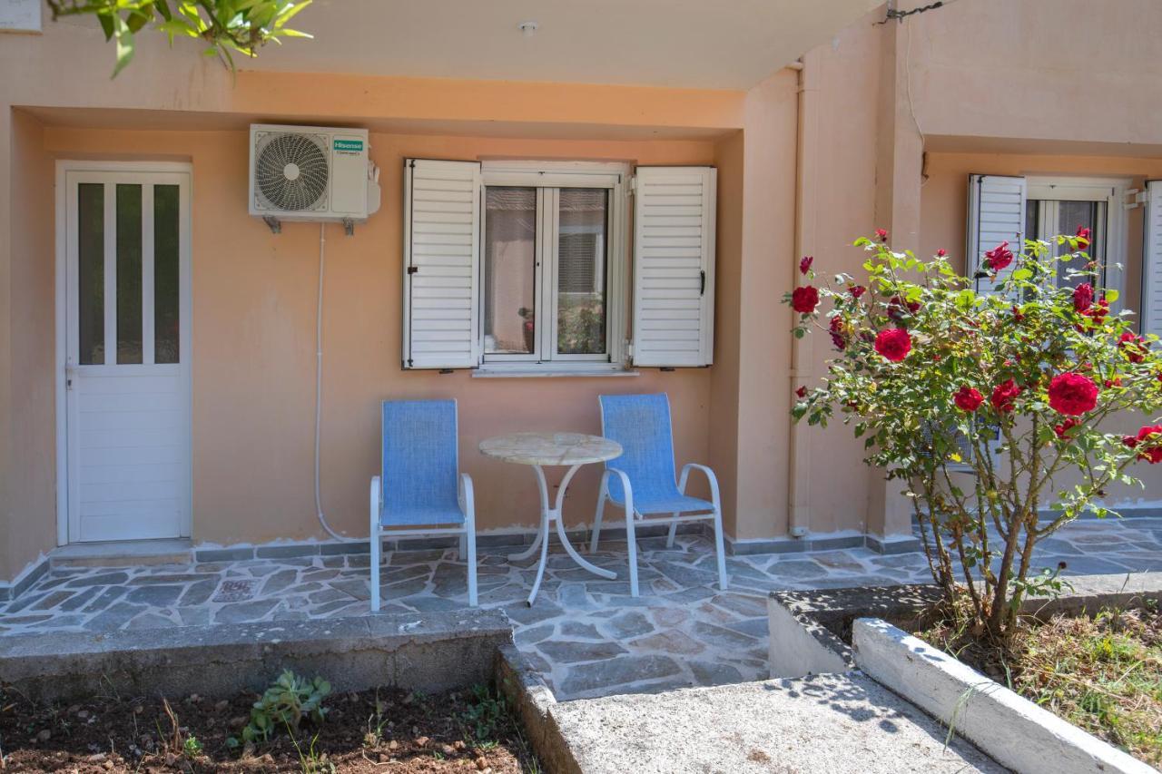 Βιλα Μπουμπουλινα Apartment Sami  Bagian luar foto