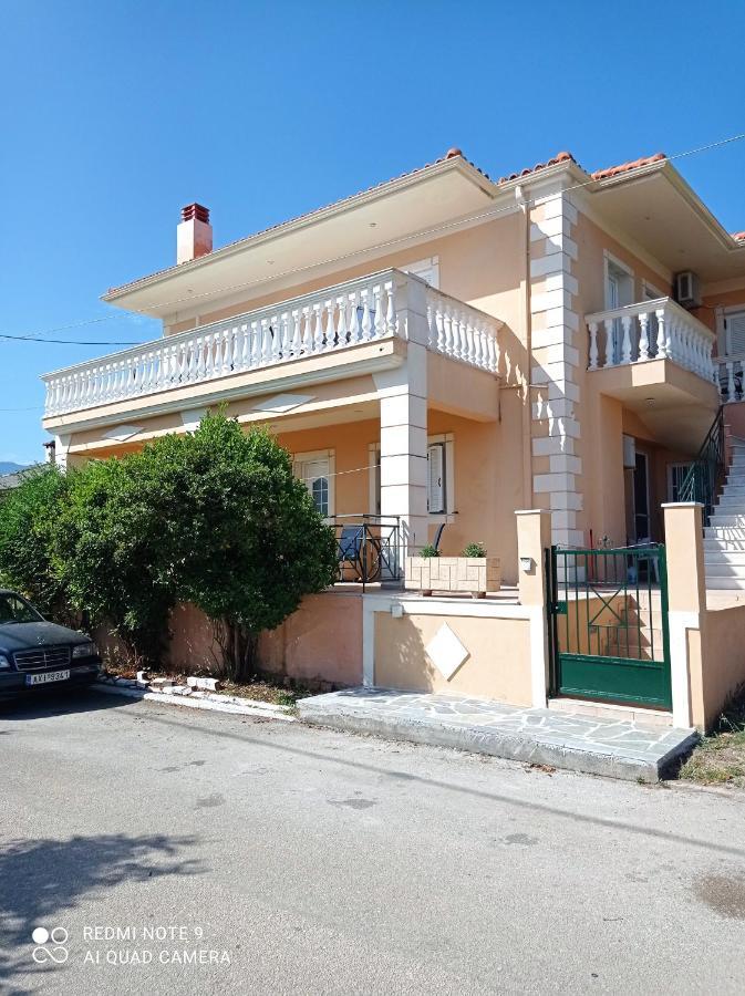 Βιλα Μπουμπουλινα Apartment Sami  Bagian luar foto